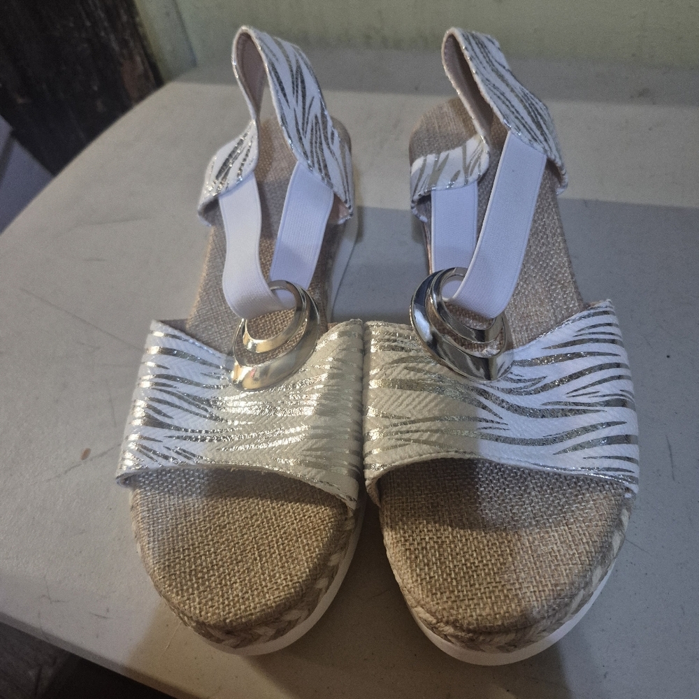 Women's White Metallic Zebra Print Wedge Sandals.   Box 38